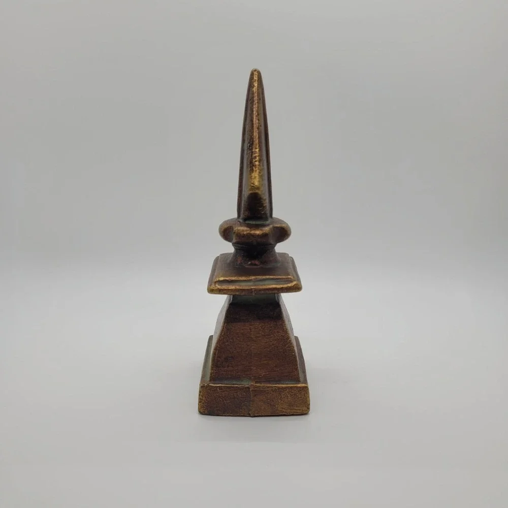 Vintage‎ Style Cast Iron Spearhead Finial Architectural Decor Paperweight